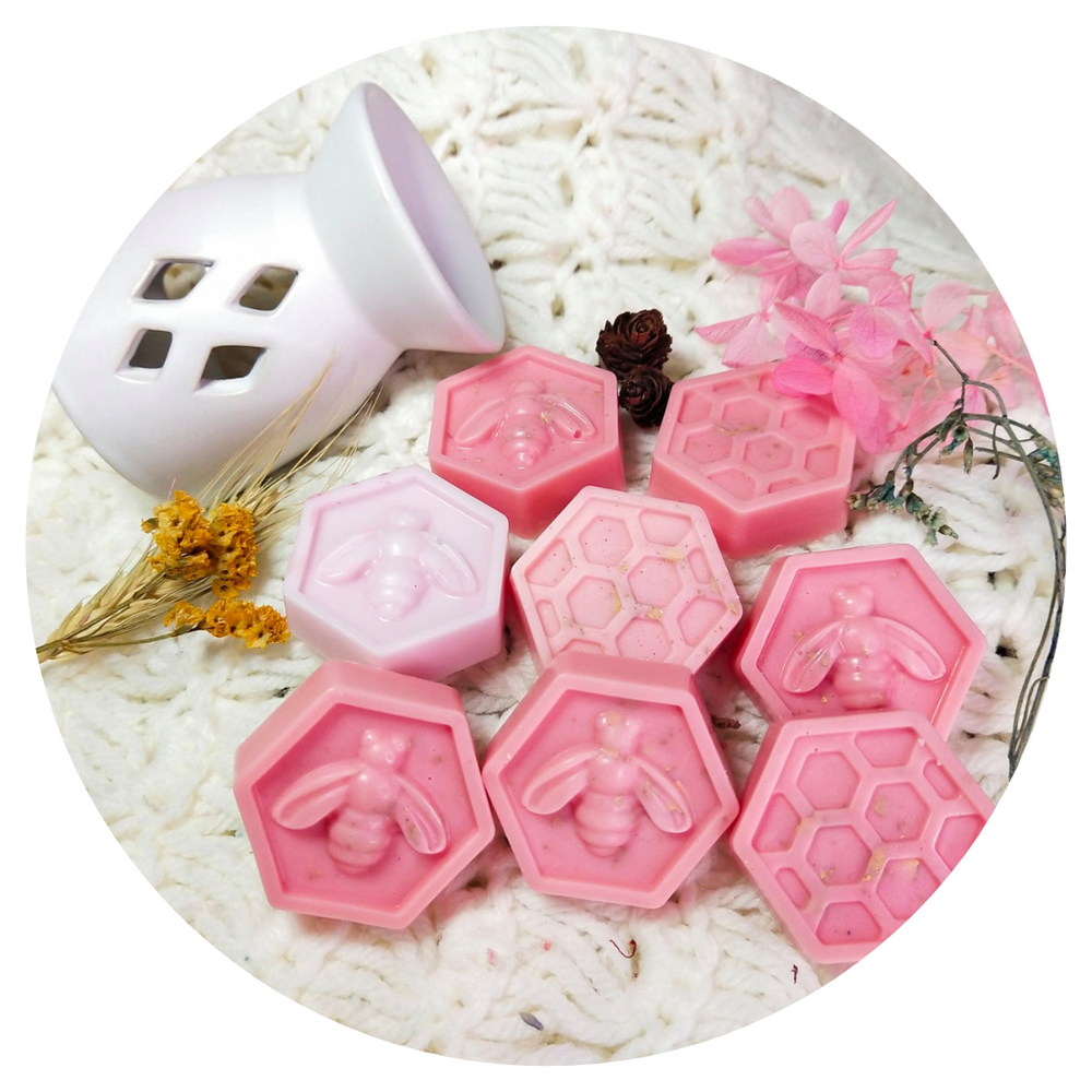 What does 10% oil mean in wax melts & candles? - Craftiful Fragrance Oils - Supplies for Wax Melts, Candles, Room Sprays, Reed Diffusers, Bath Bombs, Soaps, Perfumes, Bath Salts and Body Sprays