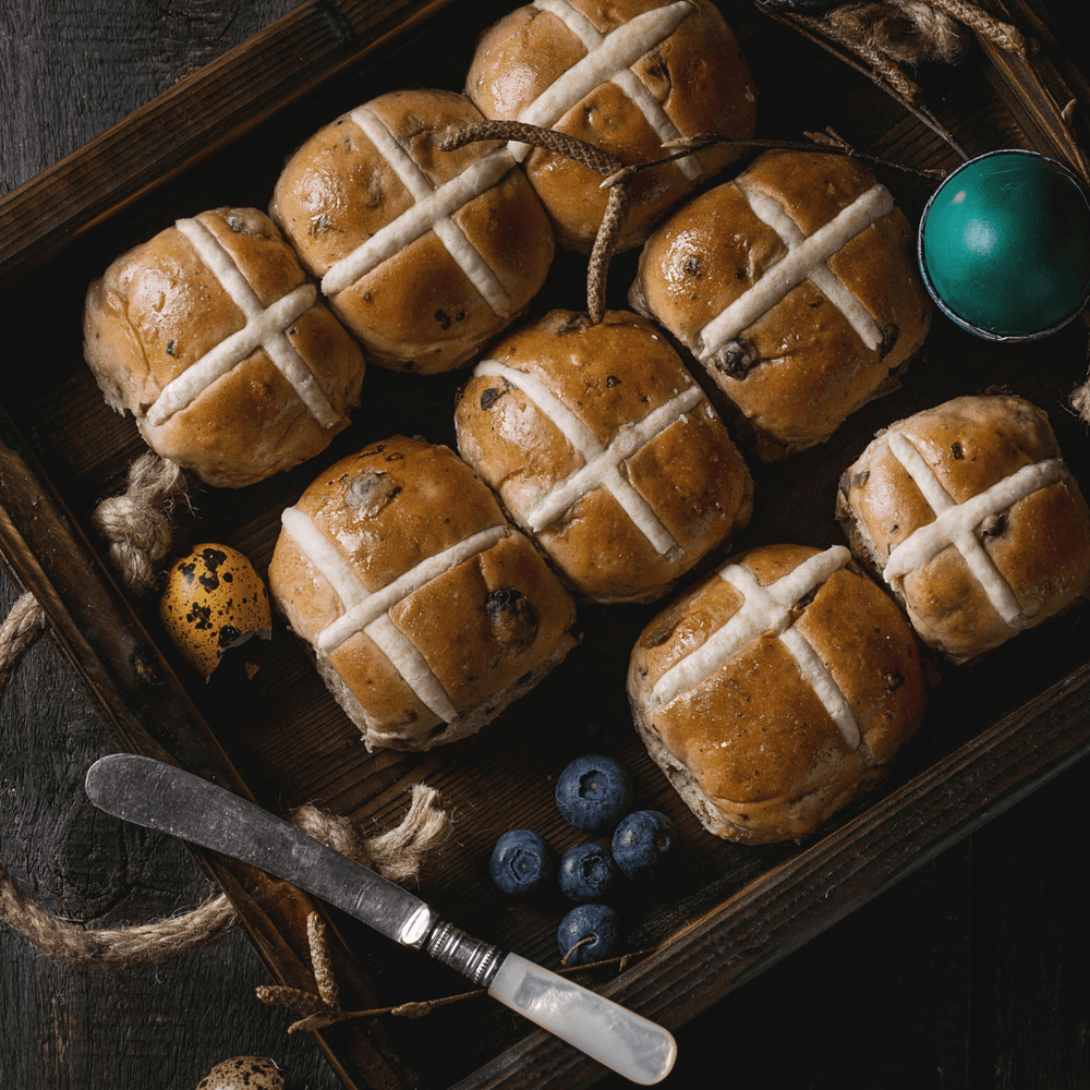 Hot Cross Buns Fragrance Oil - Craftiful Fragrance Oils - Supplies for Wax Melts, Candles, Room Sprays, Reed Diffusers, Bath Bombs, Soaps, Perfumes, Bath Salts and Body Sprays