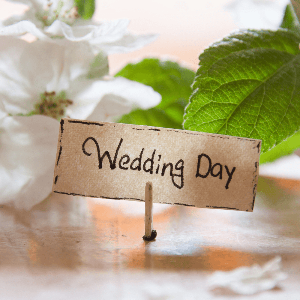 Wedding Day Fragrance Oil - Craftiful Fragrance Oils - Supplies for Wax Melts, Candles, Room Sprays, Reed Diffusers, Bath Bombs, Soaps, Perfumes, Bath Salts and Body Sprays